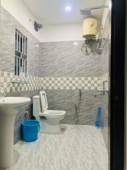 White Orchid, Unique & Stylish, Executive 2Bhk. Appartement Guwahati Buitenkant foto